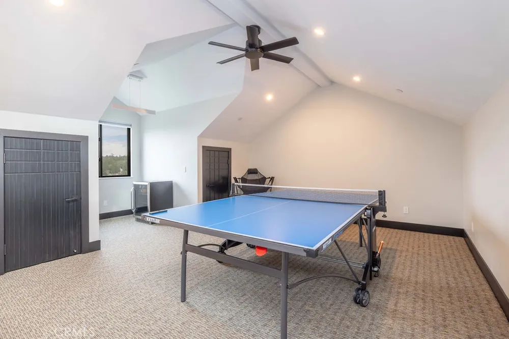 43000 Clover Drive #25 Big Bear Lake, CA 92315