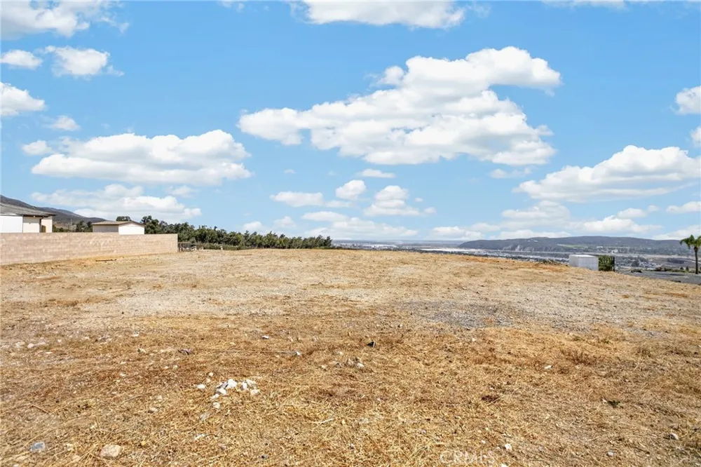 18655 Deercrest Estates San Bernardino, CA 92407