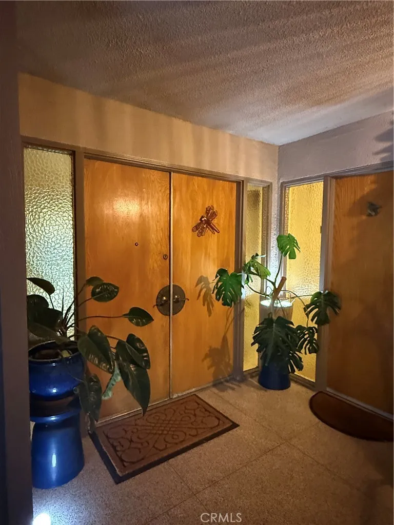 28764 Live Oak Road Highland, CA 92346