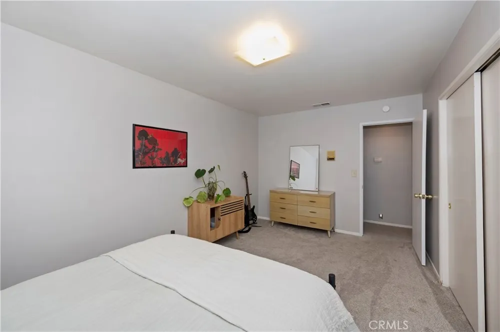 28764 Live Oak Road Highland, CA 92346