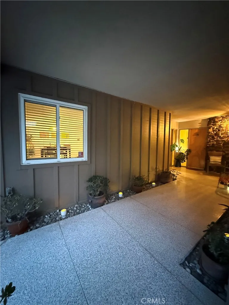 28764 Live Oak Road Highland, CA 92346