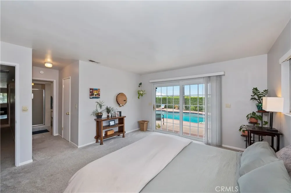 28764 Live Oak Road Highland, CA 92346