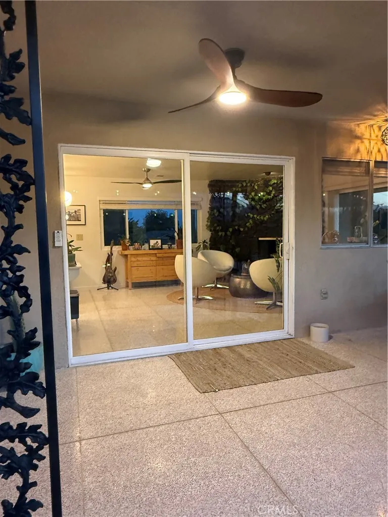 28764 Live Oak Road Highland, CA 92346