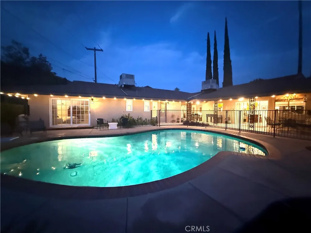 28764 Live Oak Road Highland, CA 92346