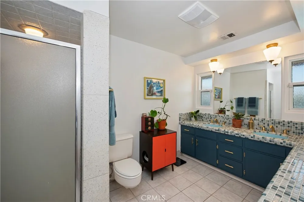 28764 Live Oak Road Highland, CA 92346