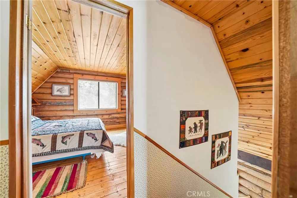 33329 Robin Drive Green Valley Lake, CA 92341