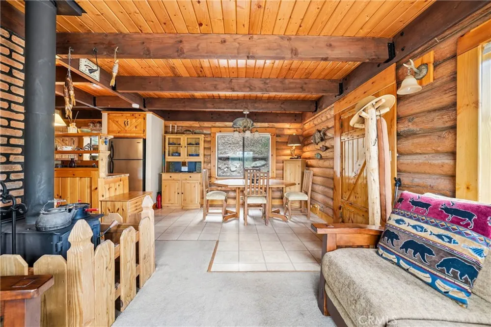 33329 Robin Drive Green Valley Lake, CA 92341