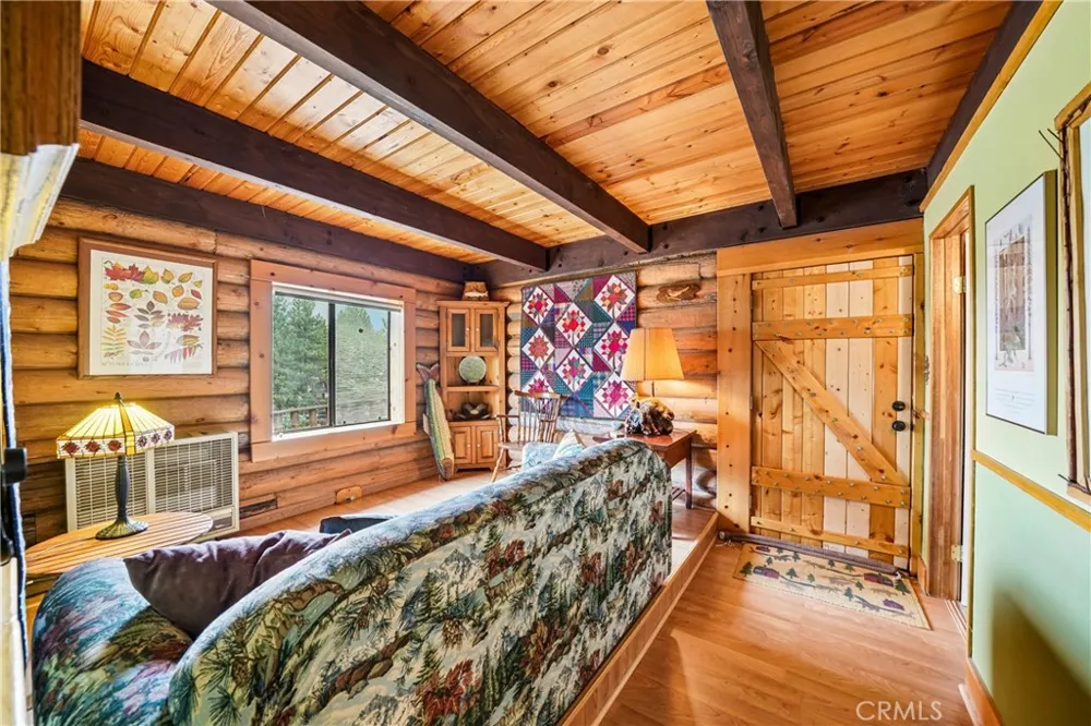 33329 Robin Drive Green Valley Lake, CA 92341