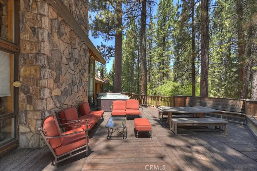 733 Winterset Court Big Bear Lake, CA 92315