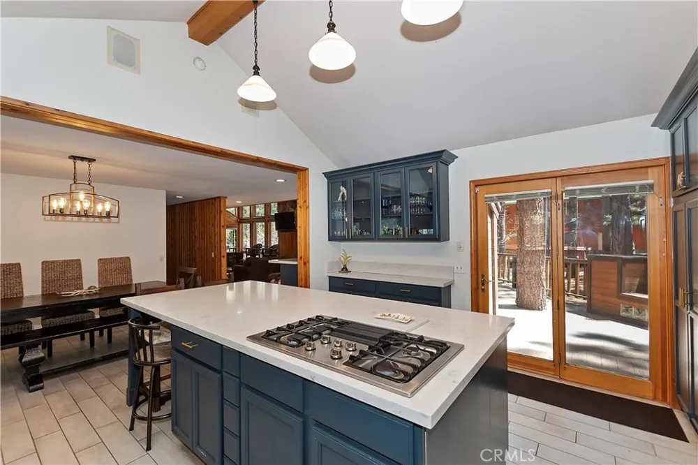 733 Winterset Court Big Bear Lake, CA 92315