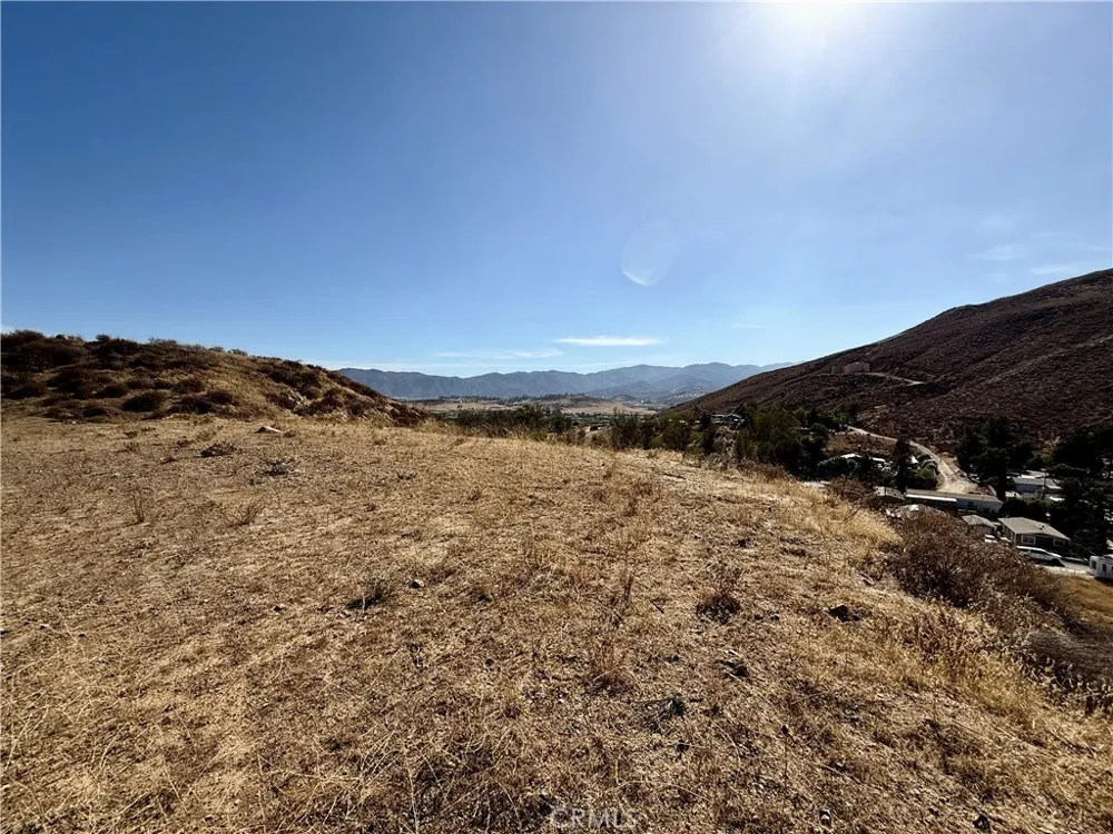 1 EL TORO ROAD Lake Elsinore, CA 92532