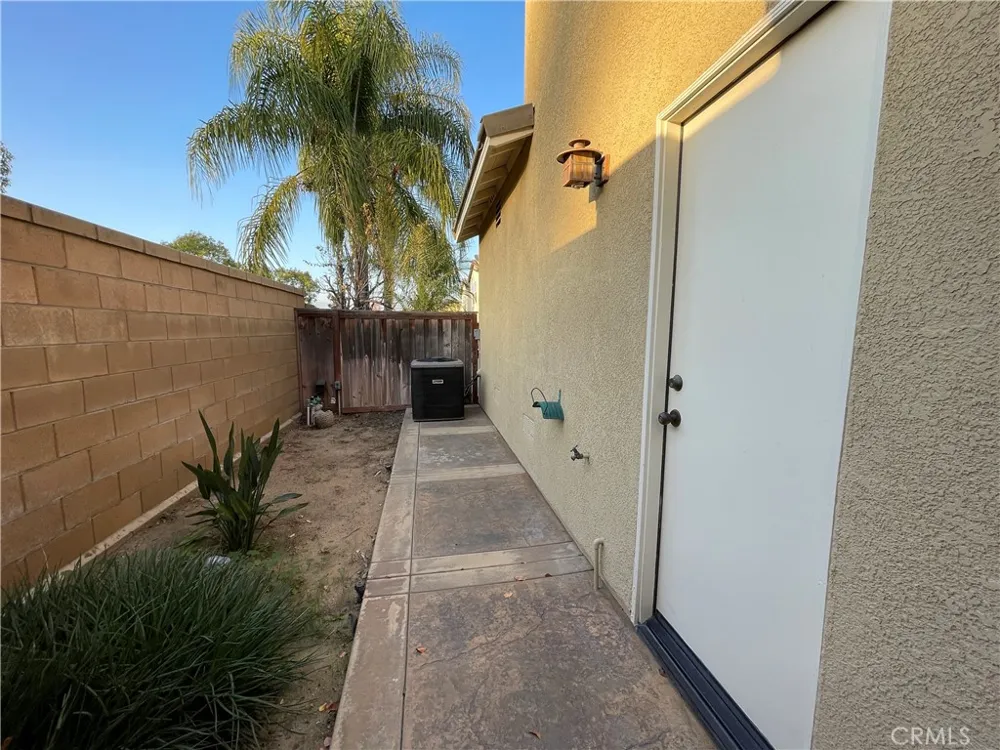 57 Crocus Redlands, CA 92373