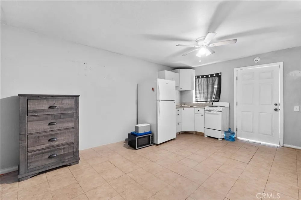 239 Orange Colton, CA 92324