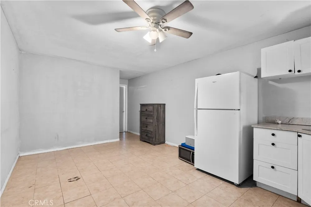 239 Orange Colton, CA 92324