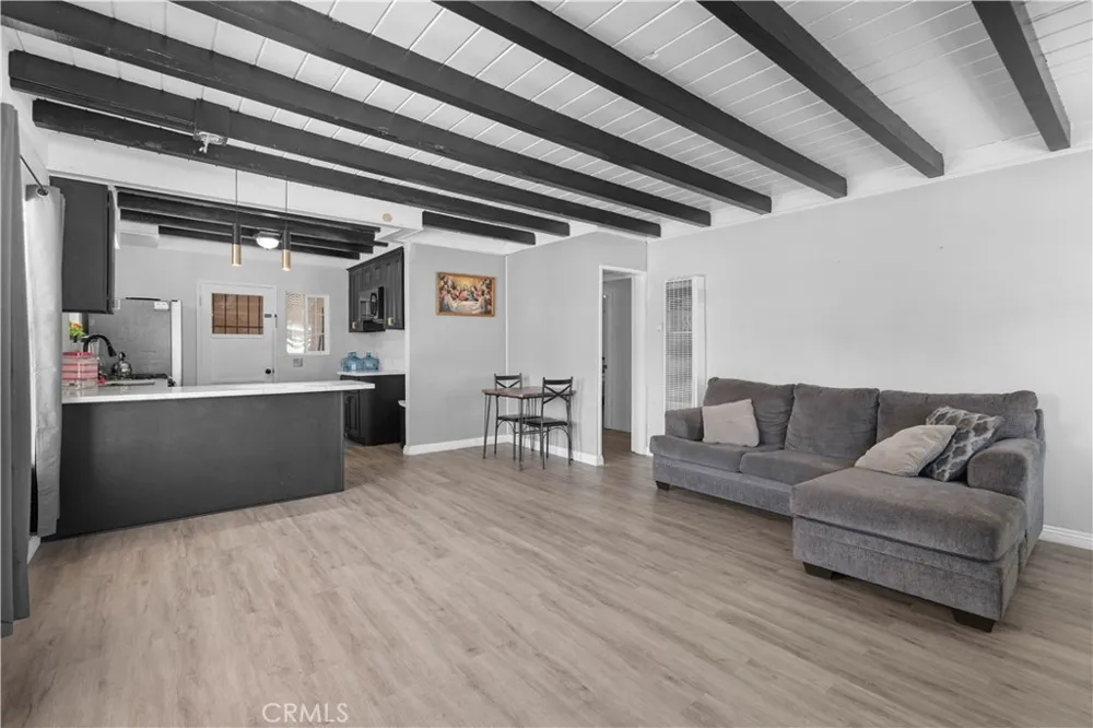 239 Orange Colton, CA 92324