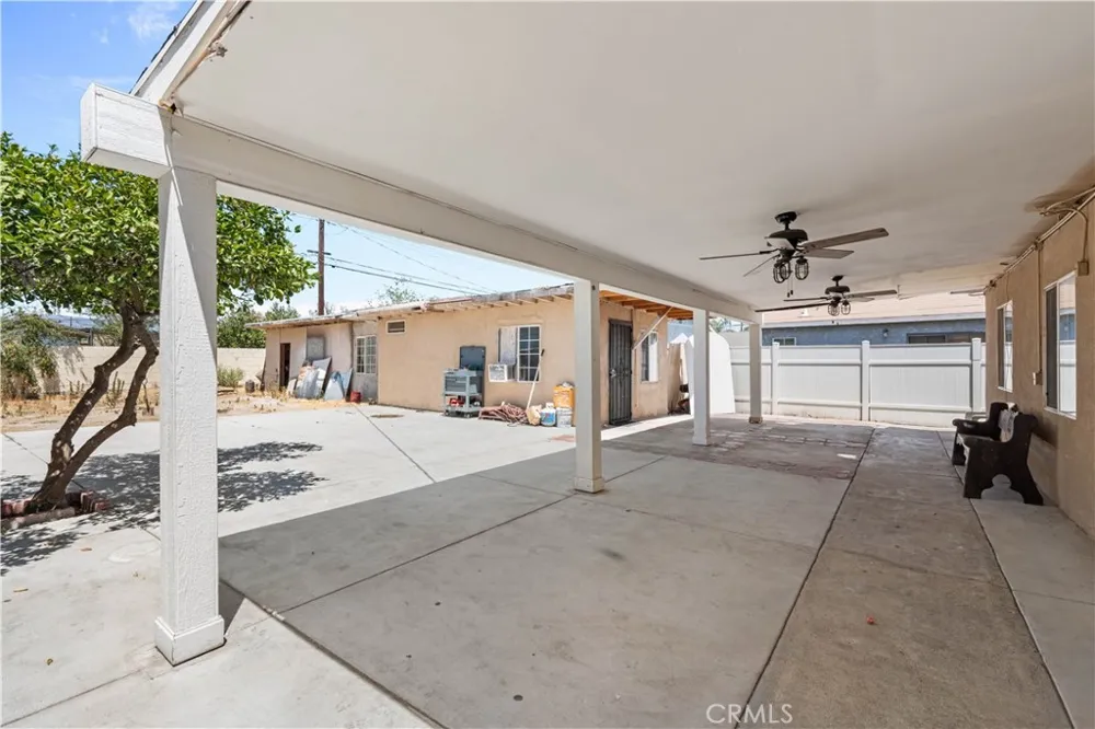 239 Orange Colton, CA 92324