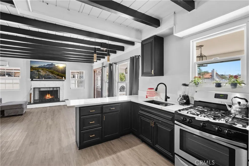 239 Orange Colton, CA 92324