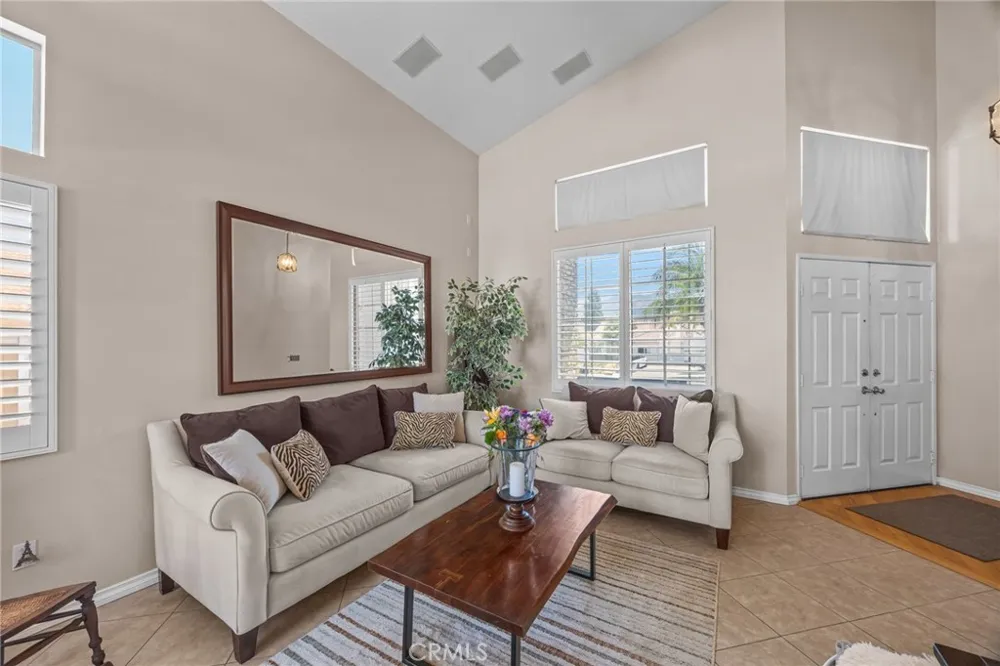 15108 Teakwood Street Lake Elsinore, CA 92530