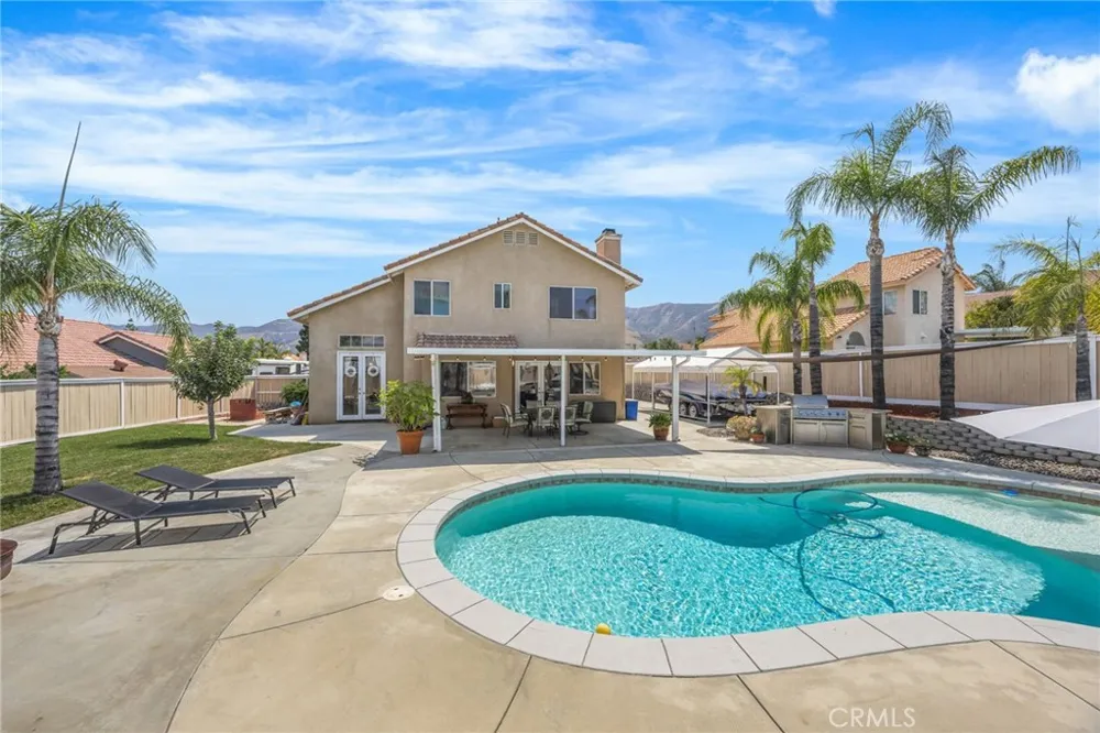 15108 Teakwood Street Lake Elsinore, CA 92530