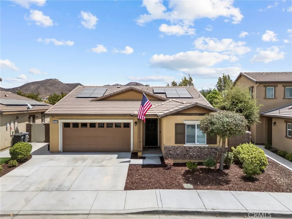29314 Linden Lake Elsinore, CA 92530
