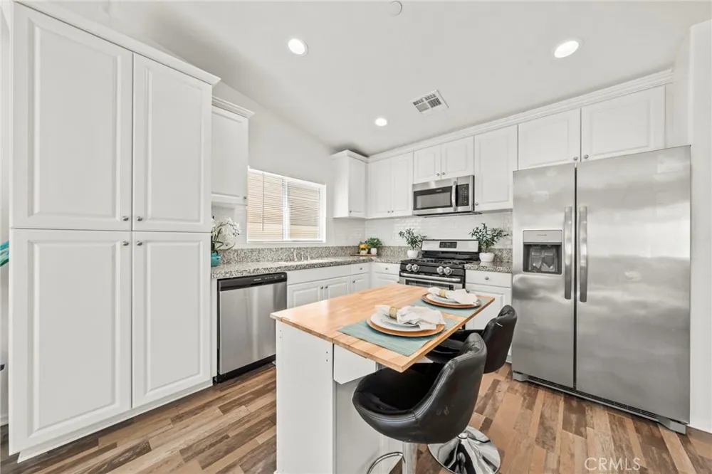 29314 Linden Lake Elsinore, CA 92530
