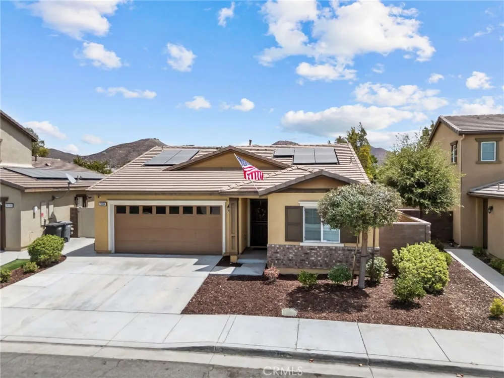 29314 Linden Lake Elsinore, CA 92530