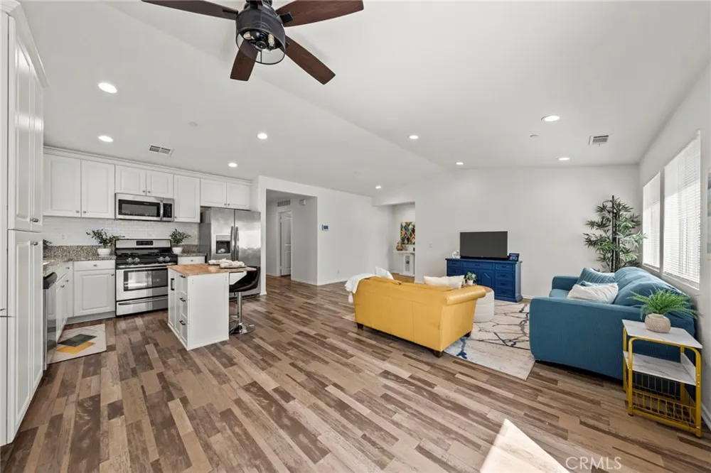 29314 Linden Lake Elsinore, CA 92530