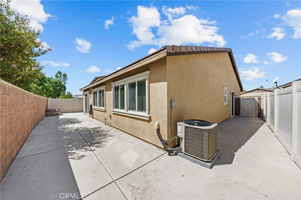 29314 Linden Lake Elsinore, CA 92530