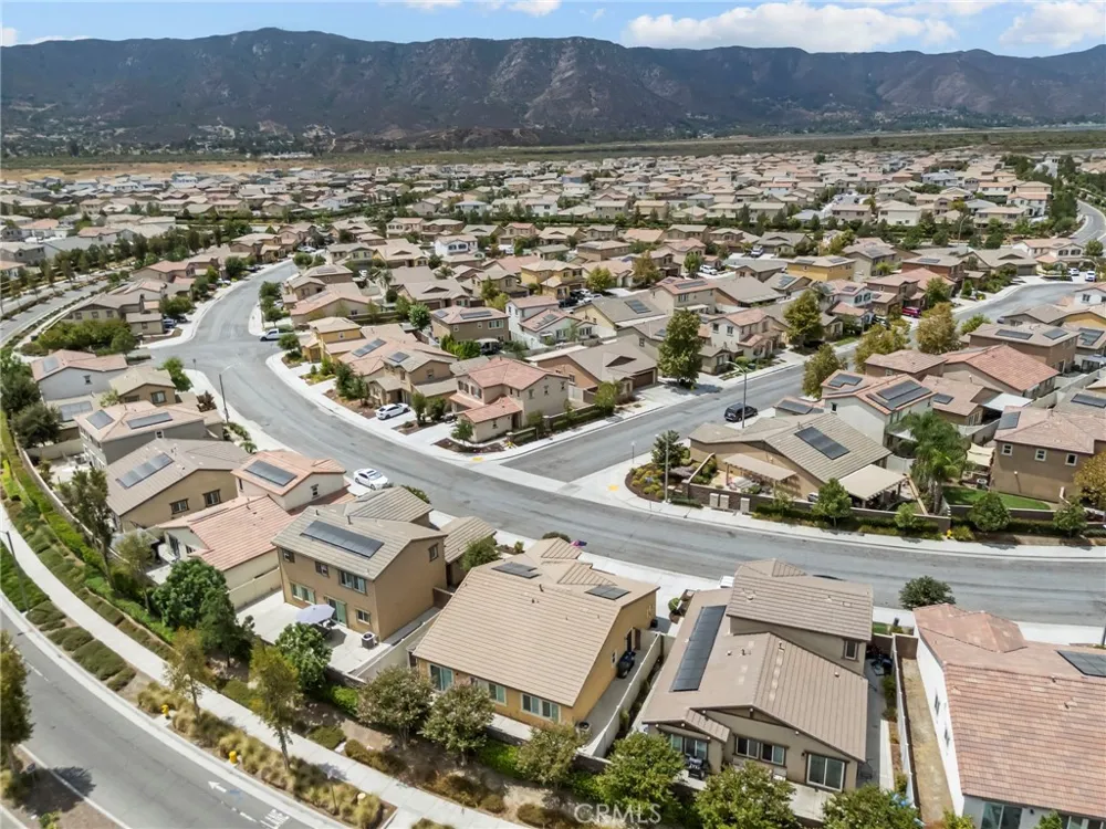 29314 Linden Lake Elsinore, CA 92530