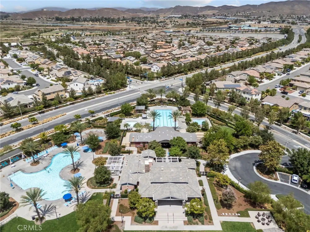 29314 Linden Lake Elsinore, CA 92530