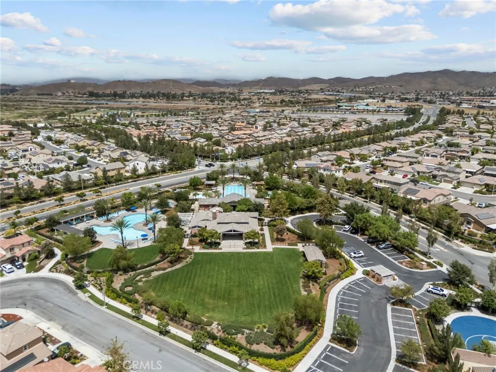 29314 Linden Lake Elsinore, CA 92530