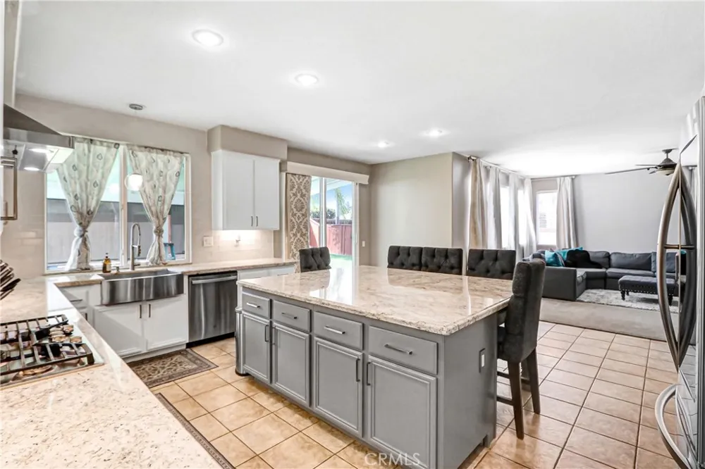 36563 Fontaine Street Winchester, CA 92596