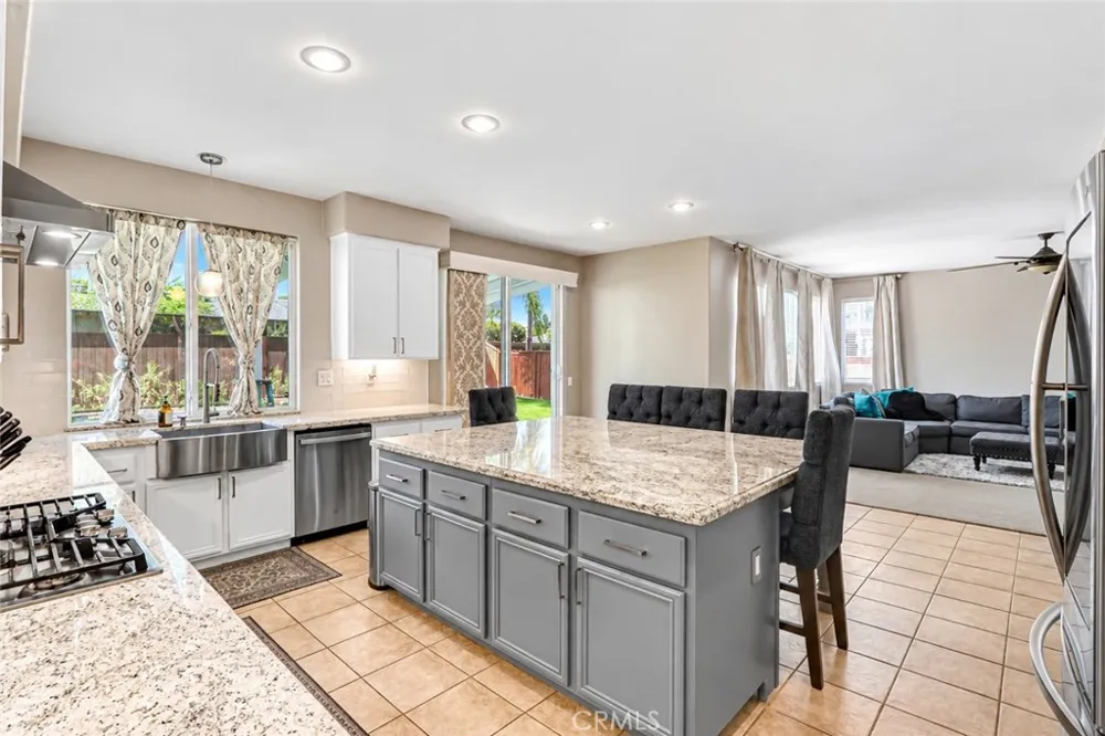 36563 Fontaine Street Winchester, CA 92596