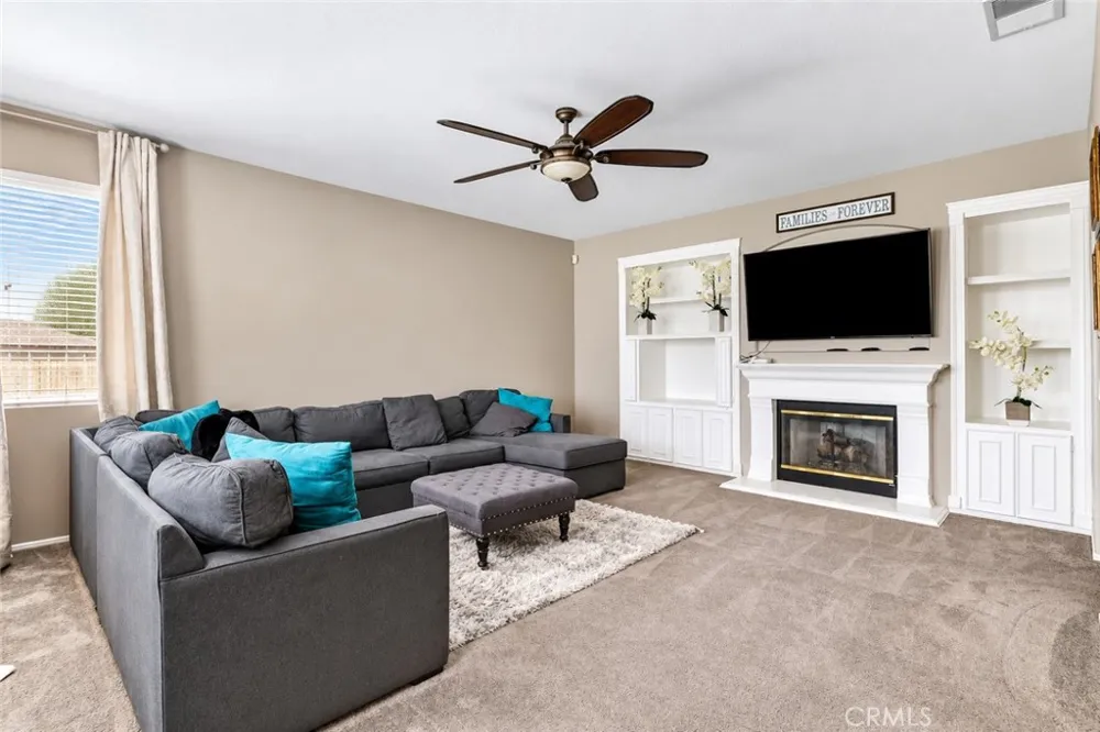 36563 Fontaine Street Winchester, CA 92596