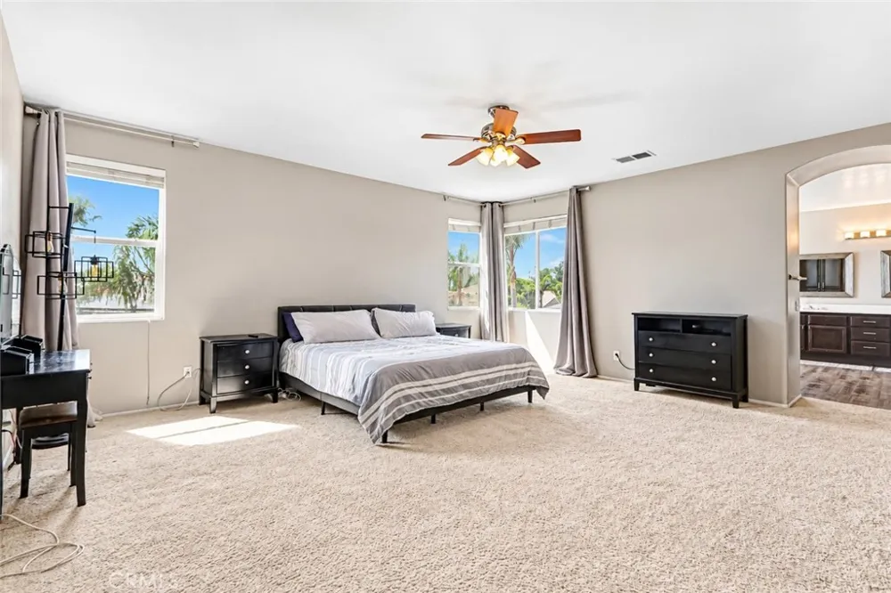 36563 Fontaine Street Winchester, CA 92596
