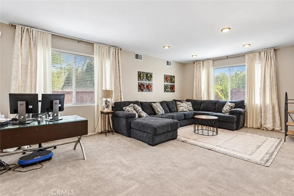 36563 Fontaine Street Winchester, CA 92596
