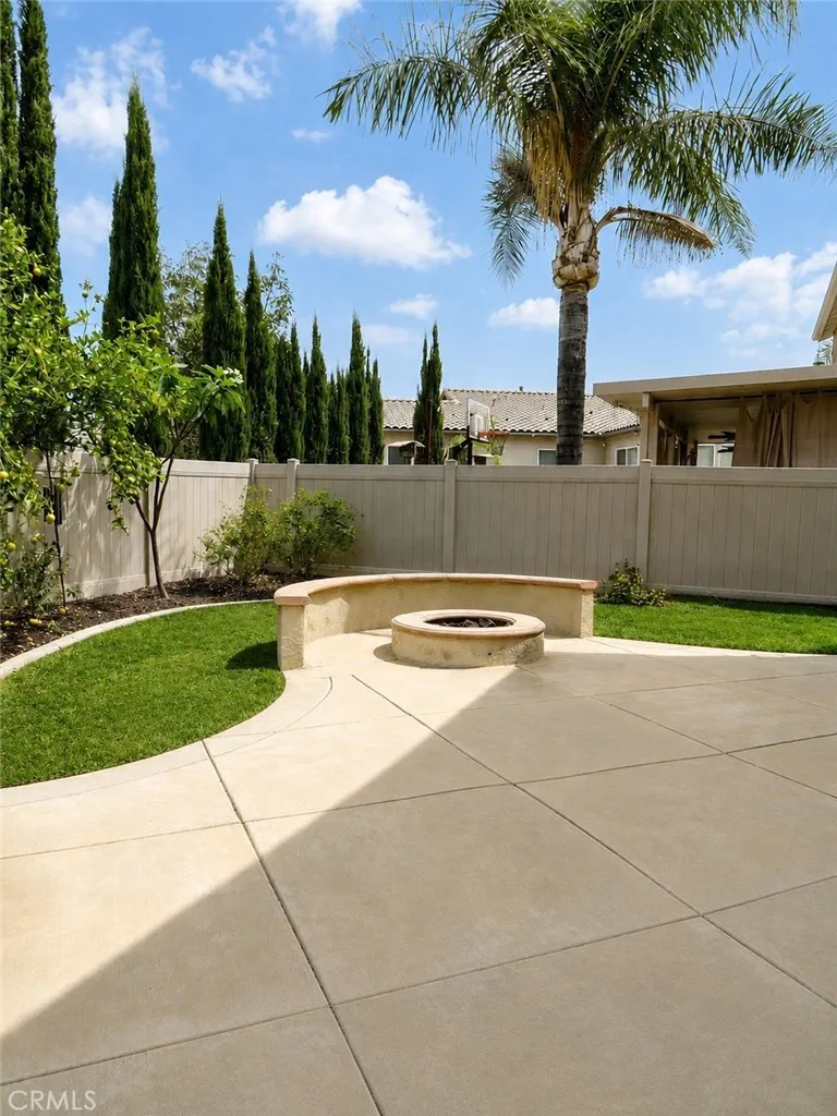 11082 Kalmia Court Corona, CA 92883