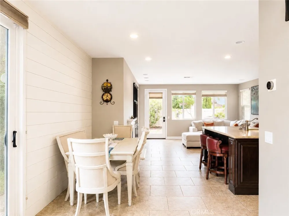 11082 Kalmia Court Corona, CA 92883