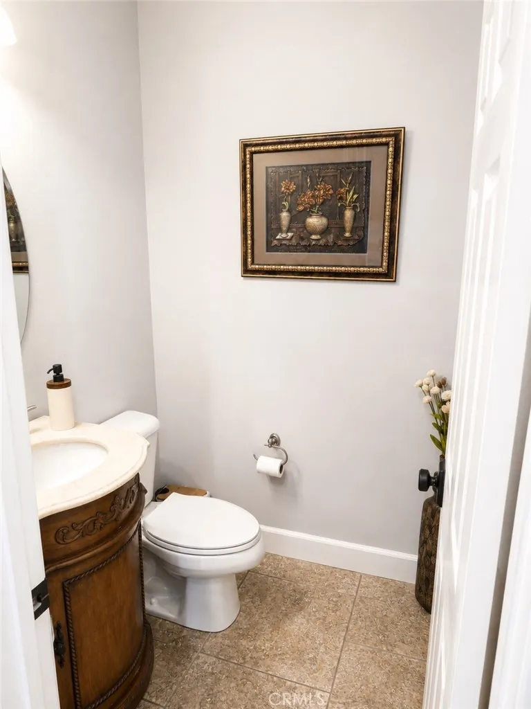 11082 Kalmia Court Corona, CA 92883