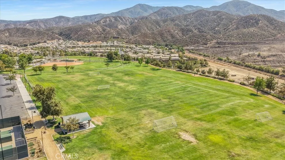 11082 Kalmia Court Corona, CA 92883
