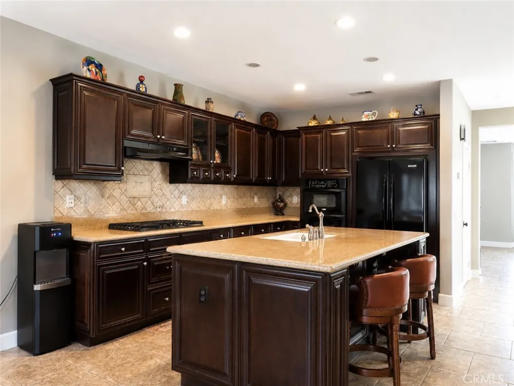 11082 Kalmia Court Corona, CA 92883