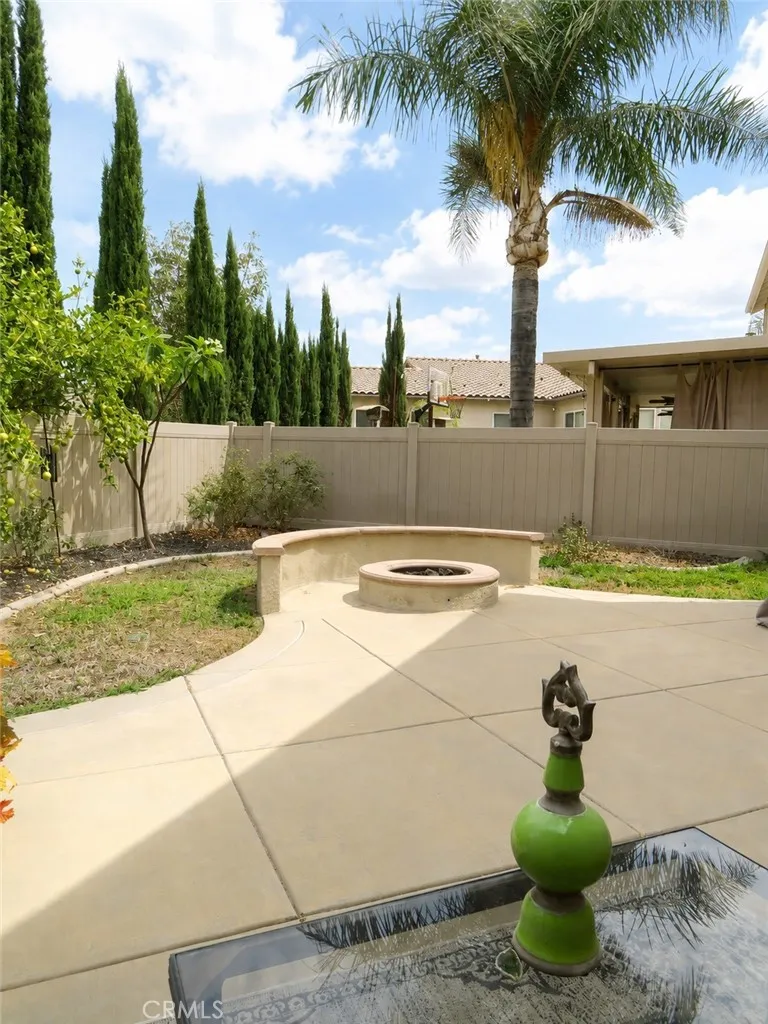 11082 Kalmia Court Corona, CA 92883
