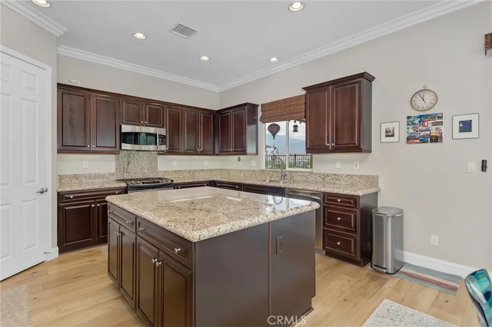 396 Prospect Beaumont, CA 92223
