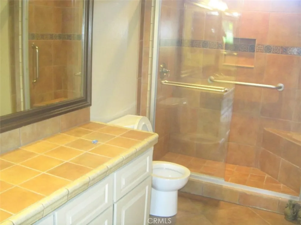 2441 Sylvian La Verne, CA 91750