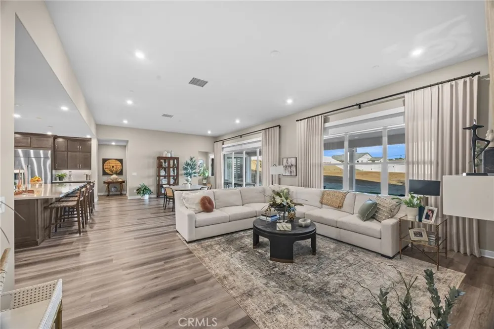 16369 Mariposa Avenue Riverside, CA 92504