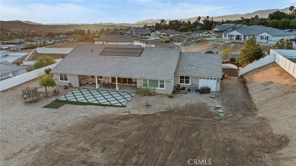 16369 Mariposa Avenue Riverside, CA 92504