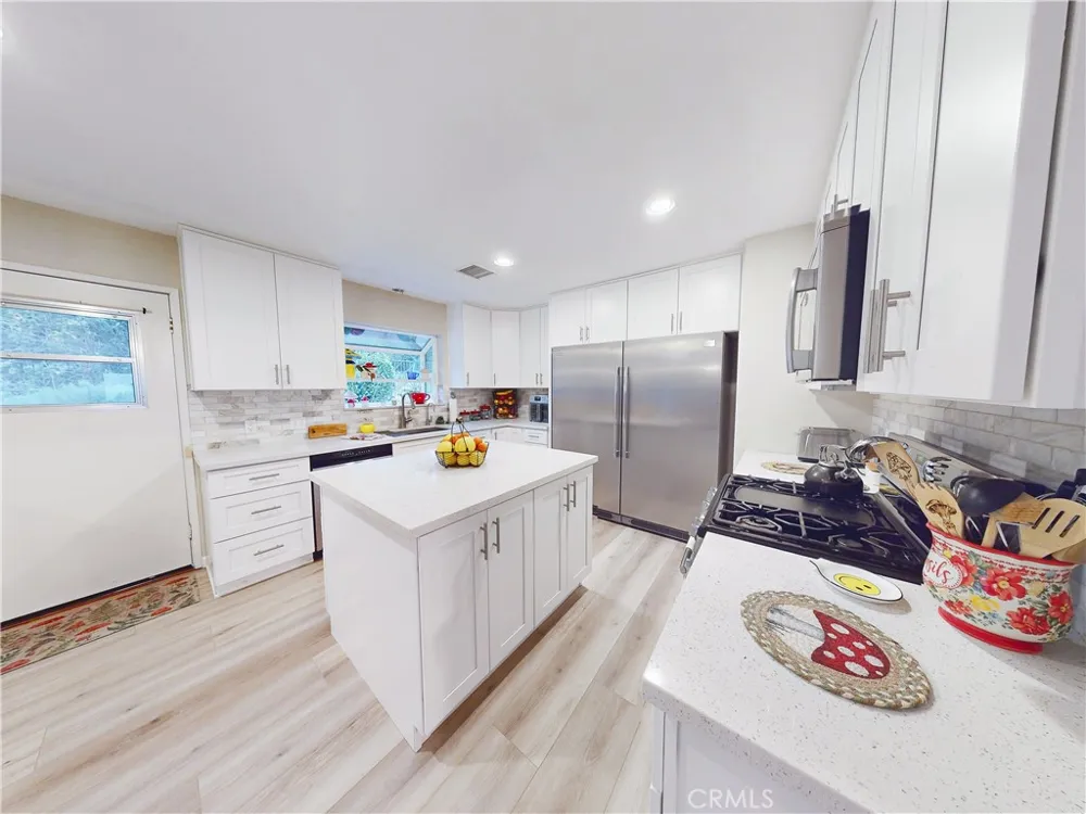 23144 Twin Canyon Grand Terrace, CA 92313