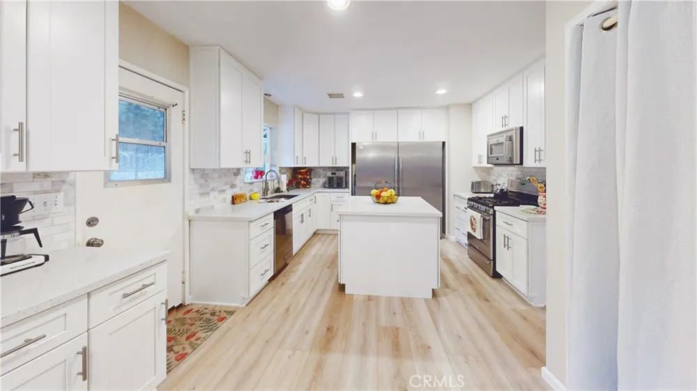 23144 Twin Canyon Grand Terrace, CA 92313
