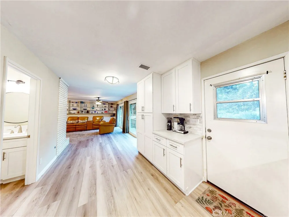 23144 Twin Canyon Grand Terrace, CA 92313