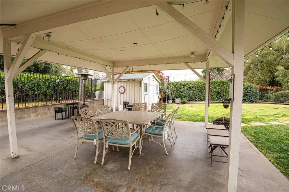 23144 Twin Canyon Grand Terrace, CA 92313